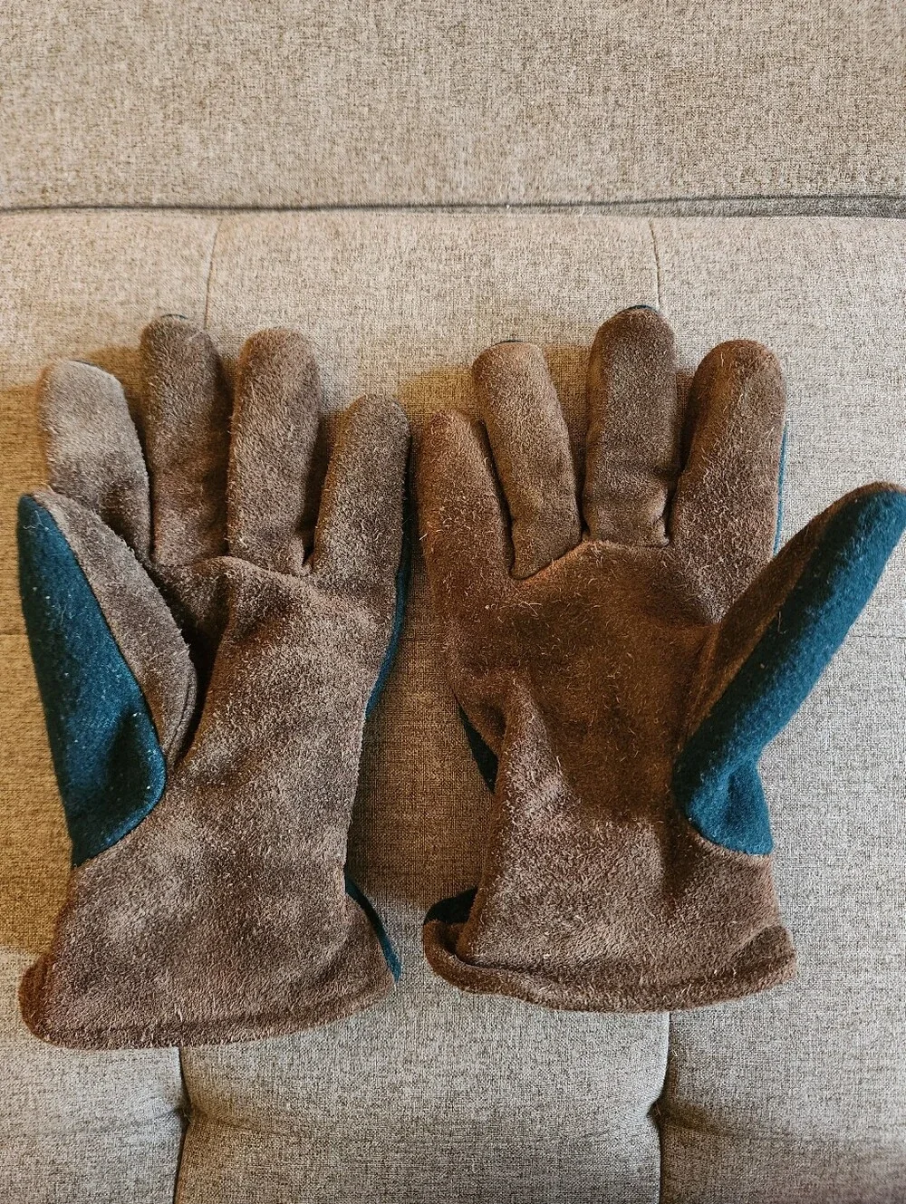 Women's Green Winter Gloves - Soft Flannel Lining